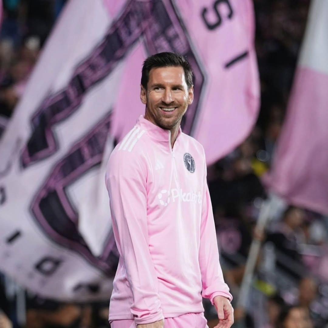 🏆 ⚽🥇 Loyalty pays off - and IMCF Rewards proves it.🩷🖤🦩

Stacking points, unlocking perks, and chasing those top-tier prizes… who else is going all in? 📱👇

👉 imcfrewards.com/s2lhcjfd

#Polkadot #Web3 #InterMiamiCF #Messi #IMCFrewards