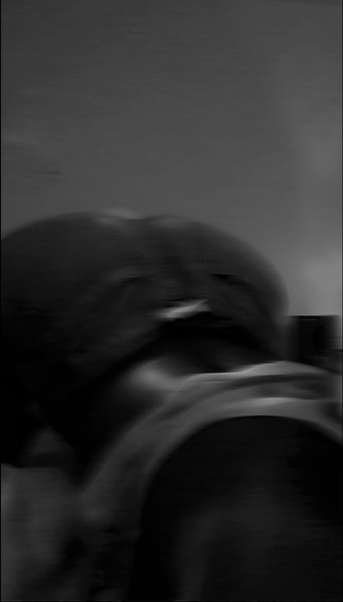 WITCHMAMA22's tweet image. Small nyash can build a man, while big nyash can destroy a man’s life. Choose wisely 😏