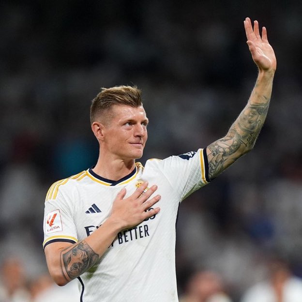 MadridXtra's tweet image. 🗣️ Toni Kroos: “Vinicius? He is still young and will get better. He has already scored two goals in two Champions League finals.”