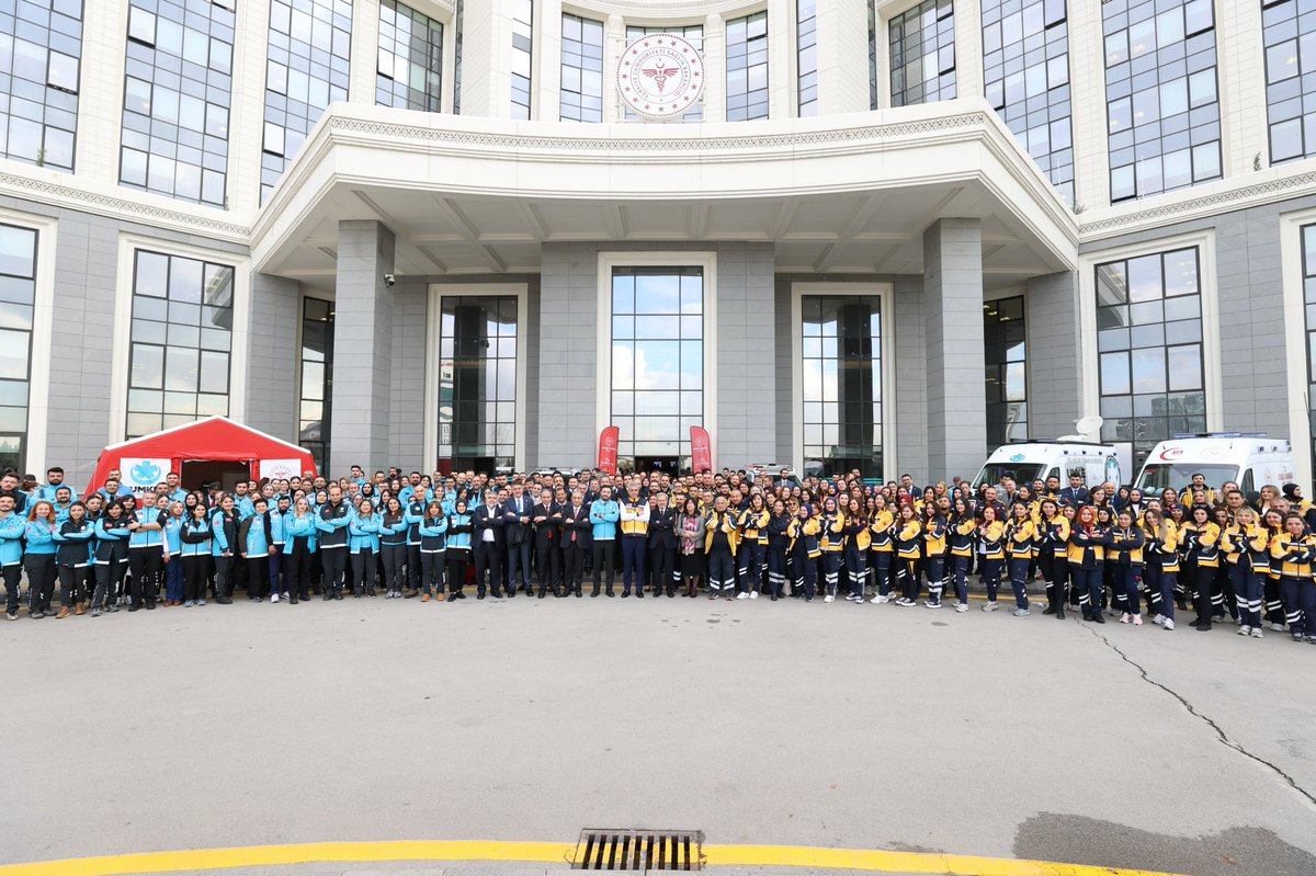 Biz Kocaman Bir Aileyiz ❤

📍Sağlık Bakanlığı Bilkent Yerleşkesi