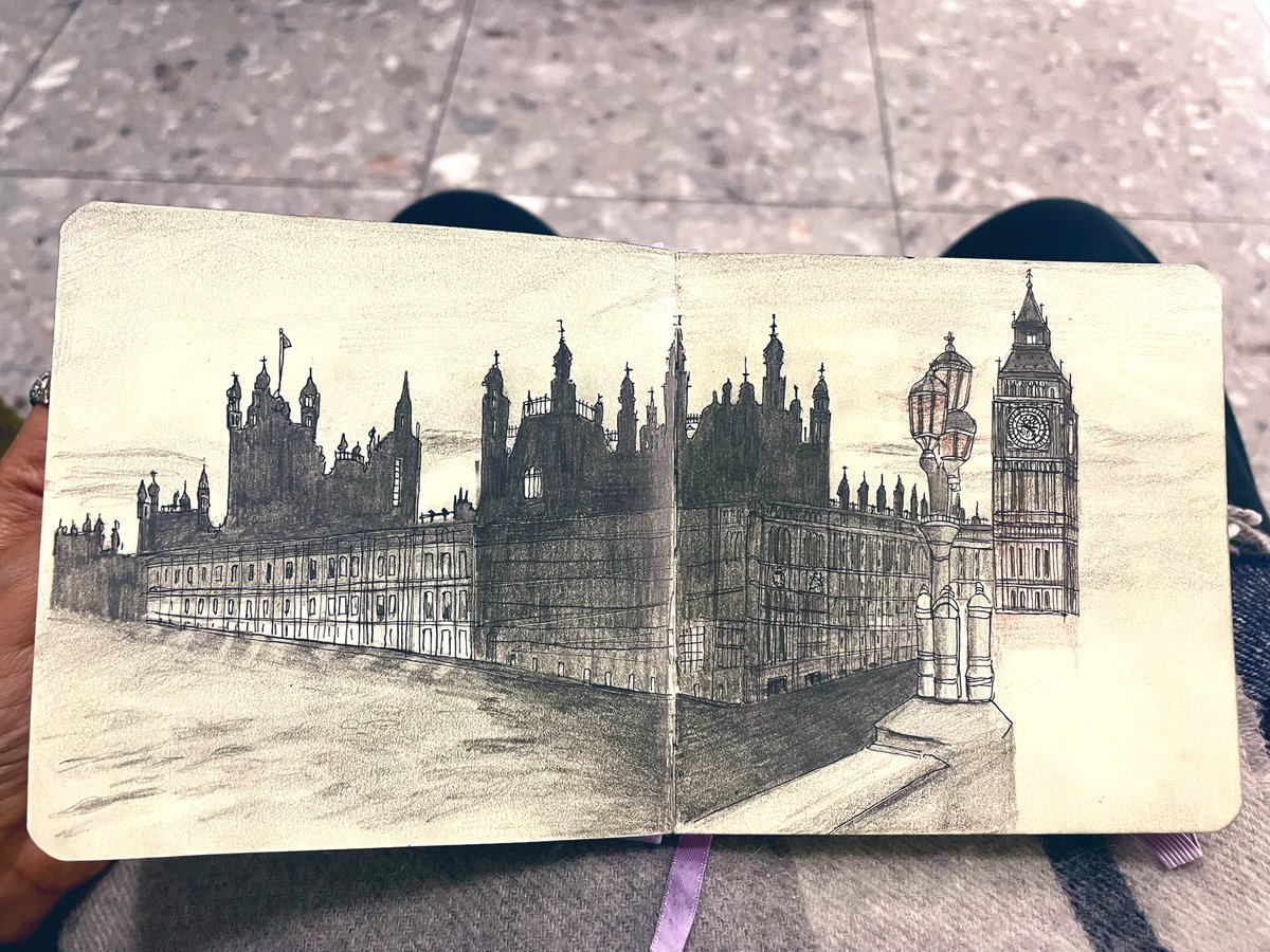 naompty57's tweet photo. スケッチ②

#イラスト
#旅スケッチ
#france 
#england 
#フランス
#イギリス https://t.co/ceytQzlls4