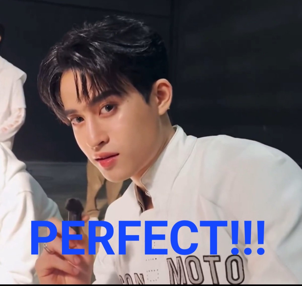 BBB18Twitando's tweet image. Perfeição existe e posso provar ❤️
#barcodetin 
#unit
#GMMTV