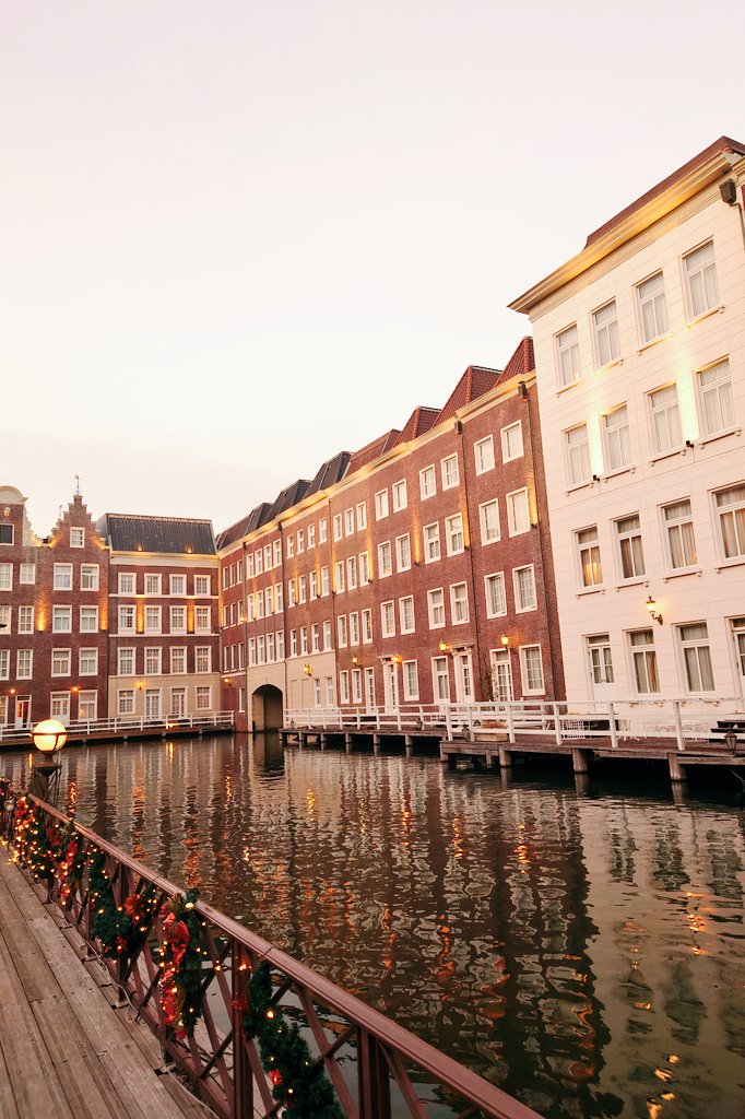 今回お泊りしたﾎﾃﾙが船でﾁｪｯｸｲﾝっていうﾕﾆｰｸなとこでした。( ◜◡◝ )