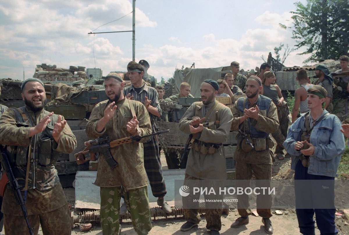 safarpub's tweet image. Chechens in the later stage of First War. @krus_chiki I need this VSR Barviha perahan😭