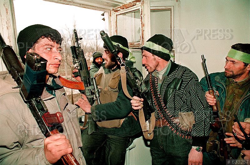 safarpub's tweet image. Chechens in the later stage of First War. @krus_chiki I need this VSR Barviha perahan😭