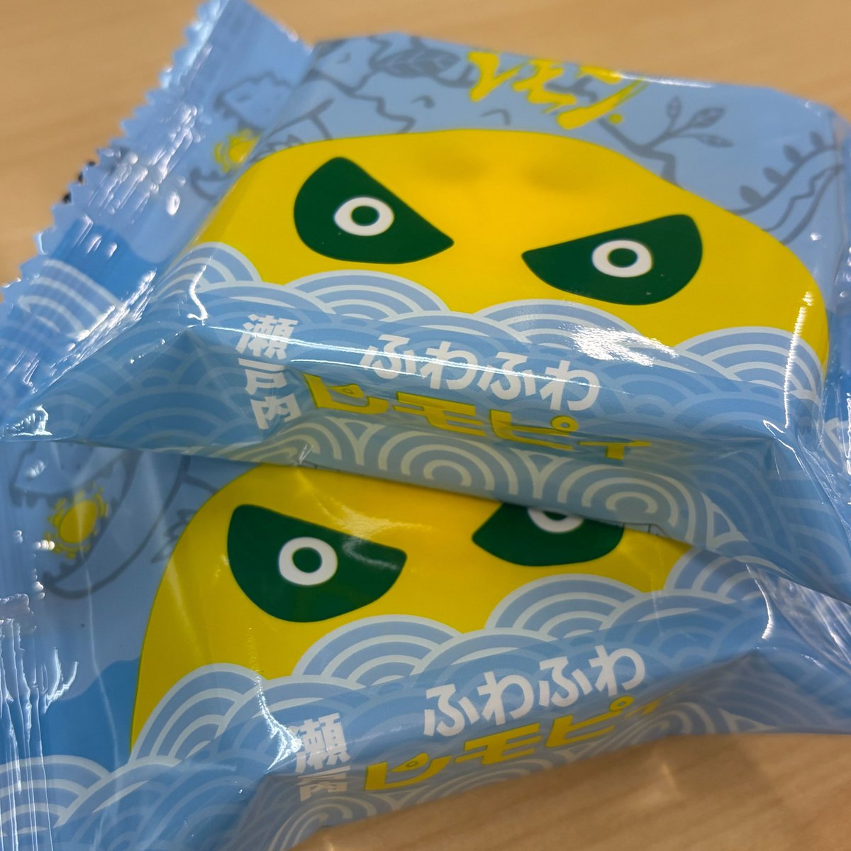 おはようございます✨
新商品【瀬戸内ふわふわレモピィ】

4/6/12個入りの展開で、
開けて楽しい！使って楽しい！
いろいろな仕掛けがあるみたいです🍋

📍広島県内・瀬戸内エリアの土産物店、高速道路サービスエリア、駅ナカ売店　など

見つけたらぜひ教えてください～

#企業公式冬のフォロー祭り