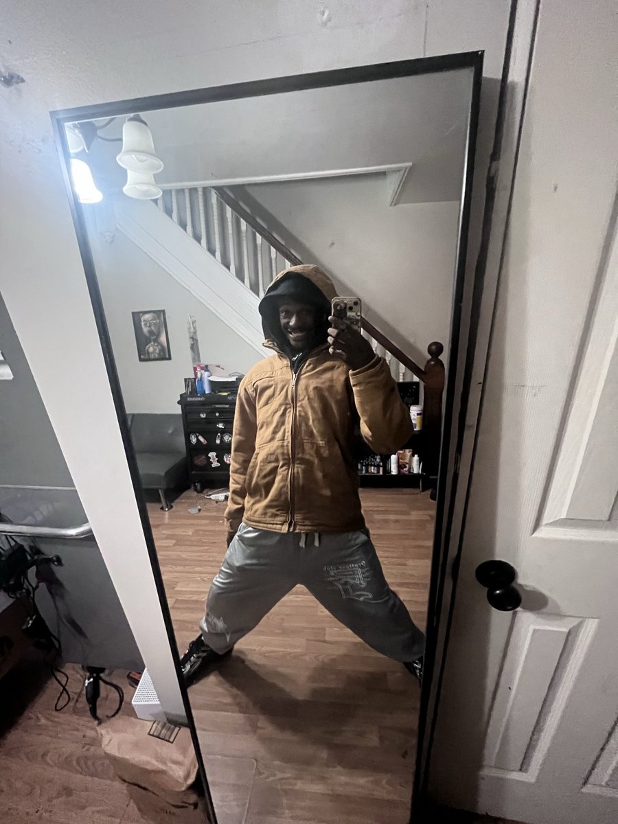 900ZASH's tweet image. How’s it going so far lil hoe DB4ÜD$