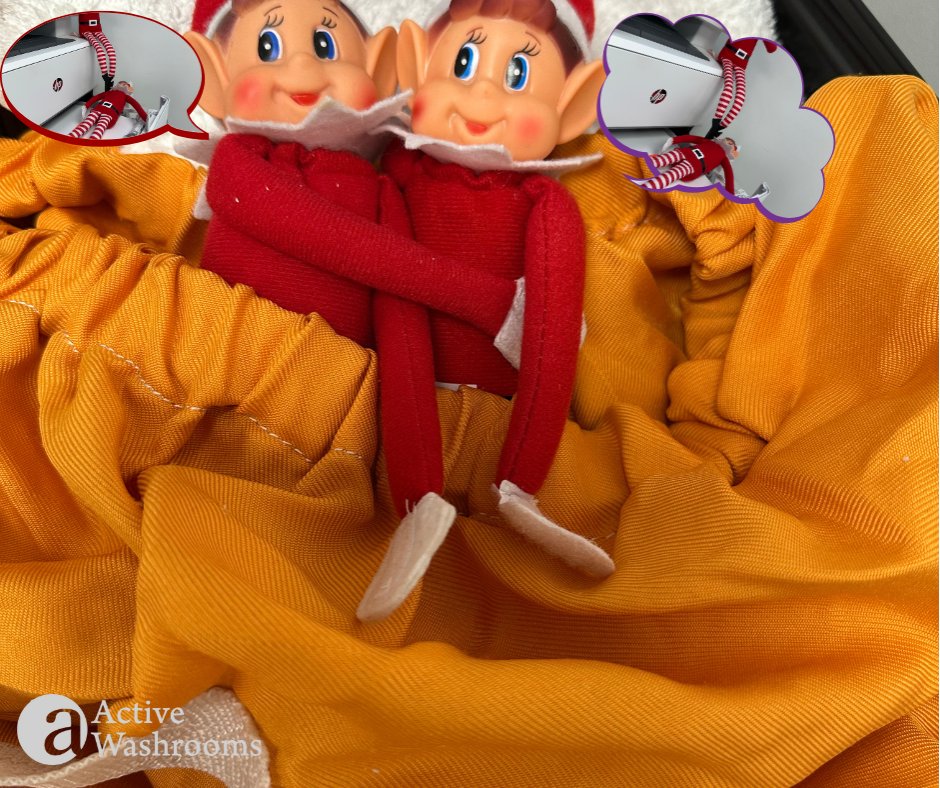look who's back 🙈👺

We hope these naughty little elf's won't get to too much chaos
#elf #naughtyelfideas #elfontheshelf #LeadingTheWay #ActiveWashrooms
