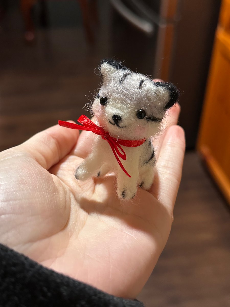 sheepscarves's tweet image. My son :-)

#needlefelting