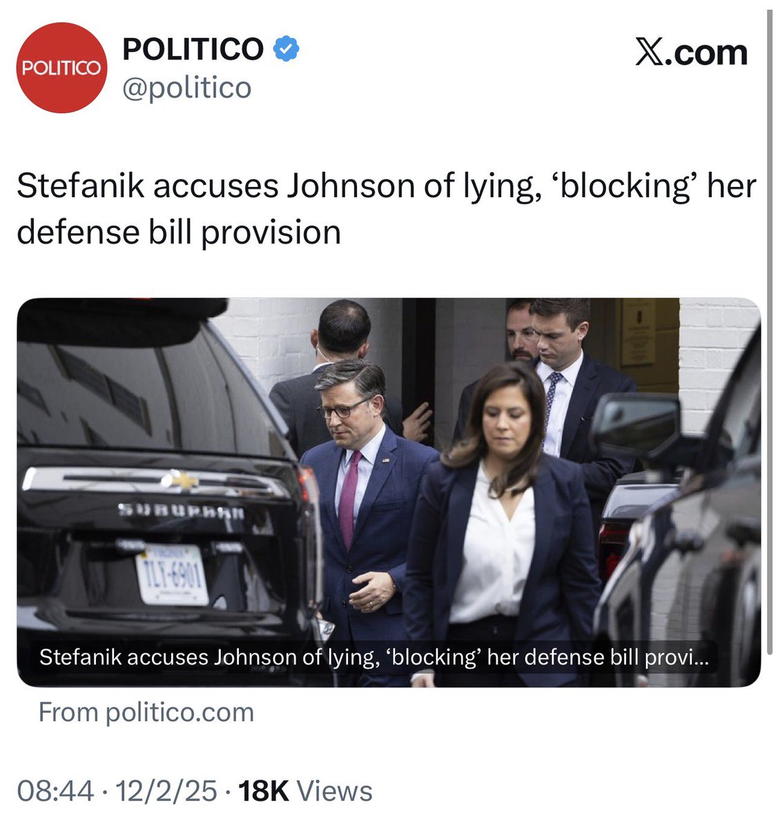 ltshijie's tweet image. 眾議長約翰遜與川普特別喜歡的共和黨籍眾議員斯特凡妮可發生衝突。