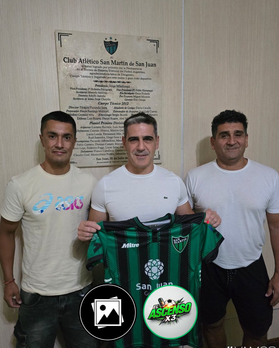 🟢⚫ NUEVA ERA EN SAN MARTÍN DE SAN JUAN 🟢⚫

En el día de hoy se firmó el contrato del nuevo Cuerpo Técnico:
🔹 Ariel Martos, Director Técnico
🔹 Luis Martínez, AC
🔹 Félix Soraire, PF

A ellos se suman quienes continúan en el staff:
✅ Alejandro Schiapparelli
✅ Javier Cerdan