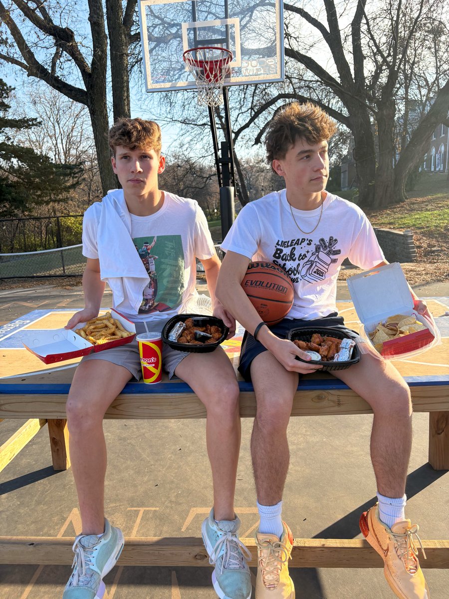 Jefferson's Lawrence tweet media