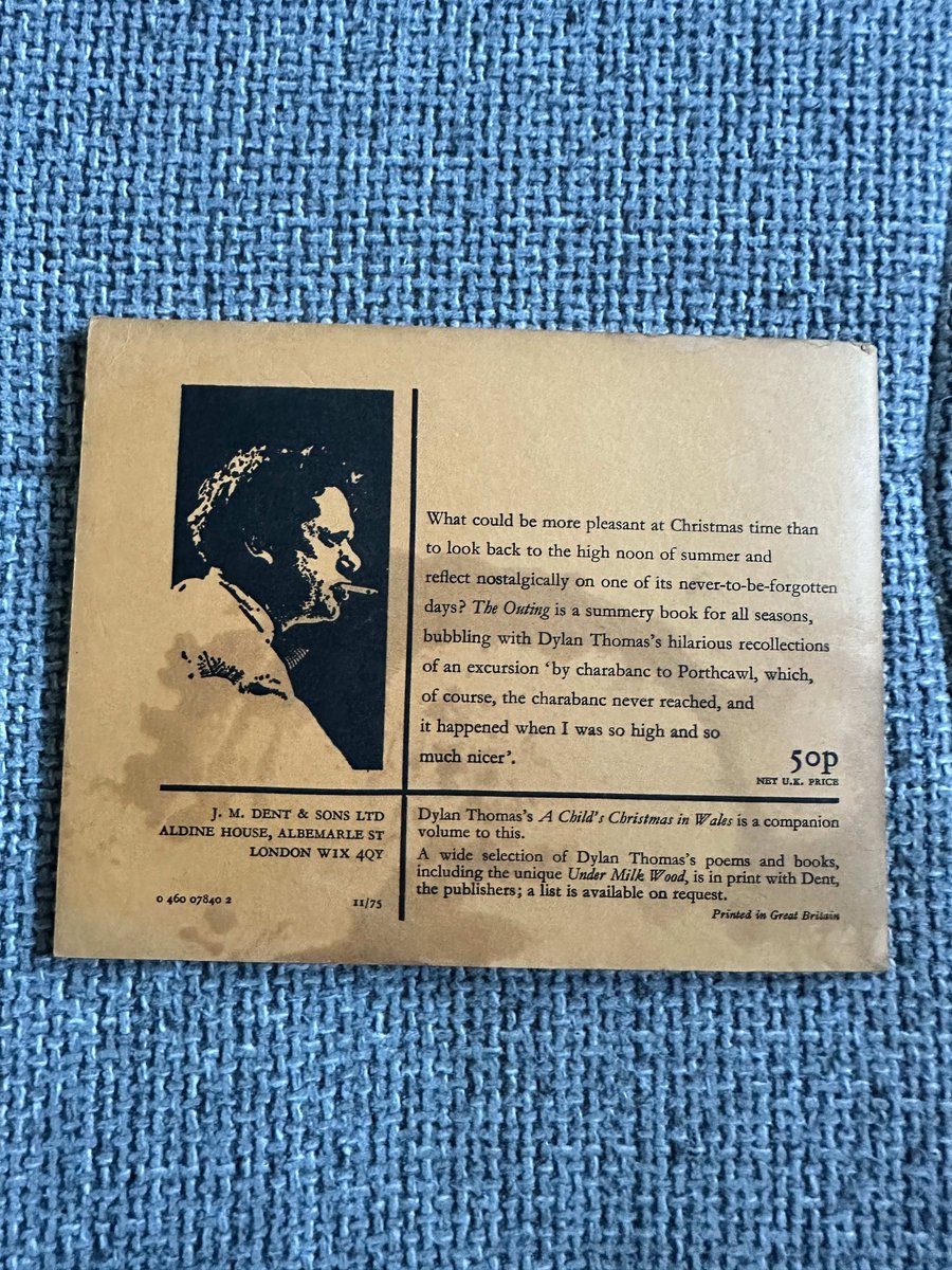 HoneyburnBooks's tweet image. 💖 1975 The Outing - Dylan Thomas (Meg Stevens Illust) J. M. Dent &amp;amp; Sons Ltd. 💖 by Honeyburn Books (UK)

Starting from 🤑 £10.00 🤑

Shop now 🛍️ at tinyurl.com/23pylv3f

#1975 #DylanThomas #MegStevens #TheOuting