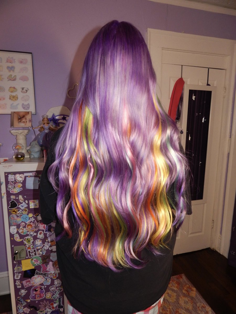 chowdermeows's tweet image. /ᐠ. ｡.ᐟ\ᵐᵉᵒʷˎˊ˗ ✩₊˚.⋆☾⋆⁺₊✧
(hair done by @ trippytransformationz on ig)