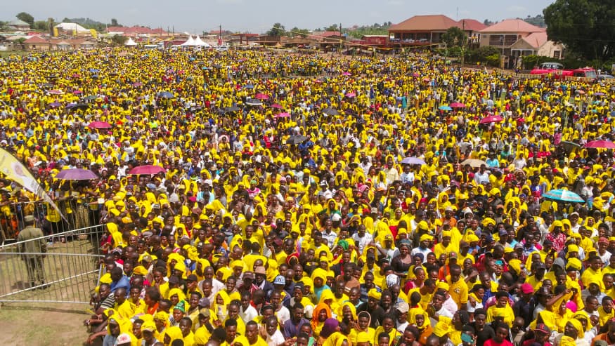 NRMOnline's tweet photo. Bushenyi - President @KagutaMuseveni and First Lady Maama @JanetMuseveni on Tuesday addressed thousands of supporters during an NRM campaign rally at Kizinda Playground in Bushenyi District, where they called for the protection of peace and continued support for the ruling party ahead of the 2026 elections.

Maama Janet Museveni praised the people of Bushenyi for their development efforts, noting the well-built homes, organised farms and properly maintained government projects visible as they flew into the district.

“You have made a bold statement like the people of Mbarara City,” she said. “We should always remember that peace is important, and we must ensure that we protect it. Most of you are young, but this peace was achieved through a long struggle.”

Read More: https://t.co/9uiL04Ze7M