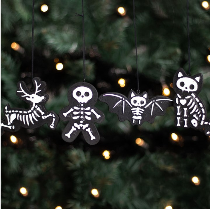 bohobeansuk's tweet photo. Set of 4 Black Creepy Skeleton Cookie Ornaments

https://t.co/76IZhPcRJS

#Ebay #ebayfinds #Christmas #decorations https://t.co/jw2oMuPz9Q