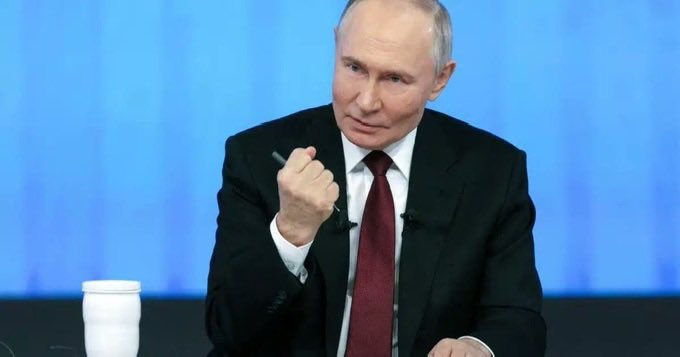 REACTUoff's tweet photo. 🔴ALERTE INFO 
RUSSIE - EUROPE - 
Si l’Europe veut la guerre, alors nous sommes prêt dès maintenant, lance Vladimir Poutine. https://t.co/GehiXE4ZgS