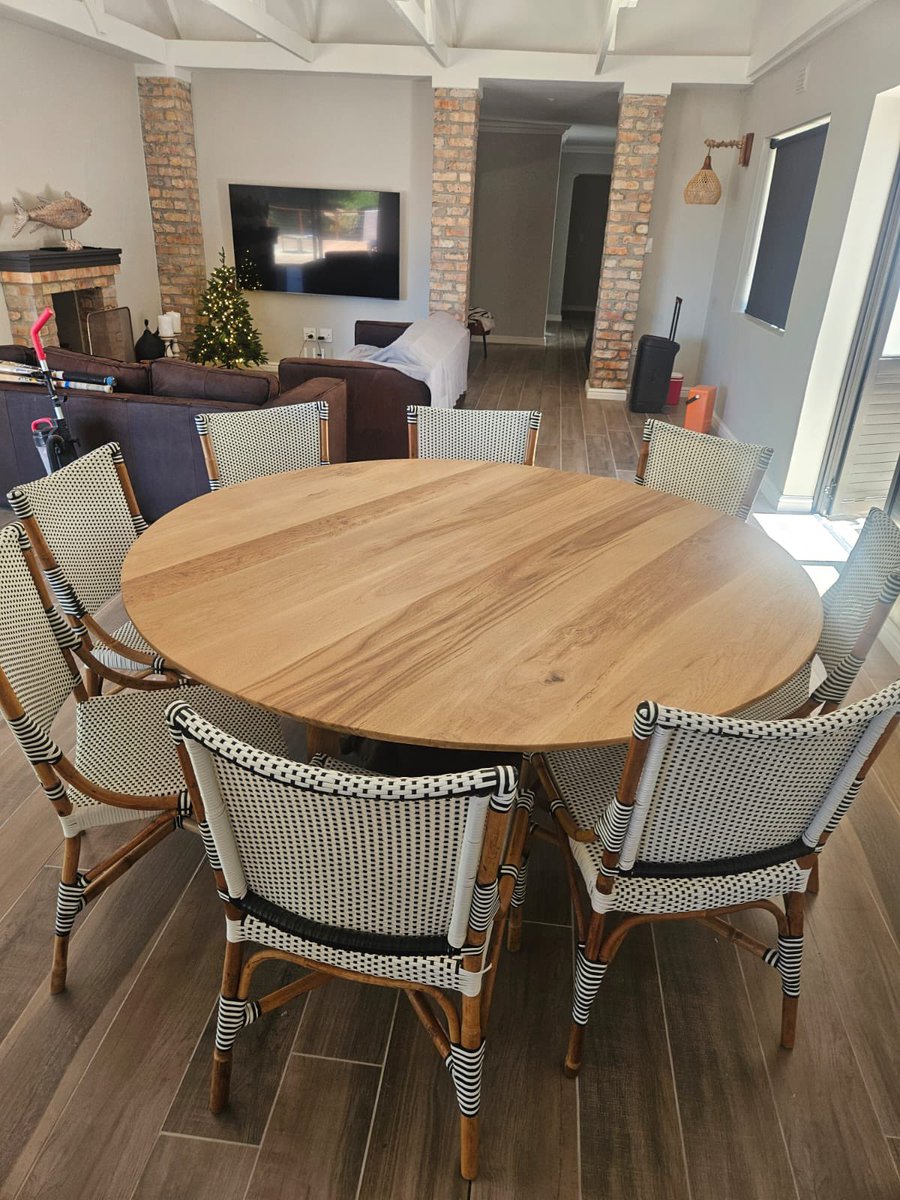 Circle of life. 1.8m round x 44mm thick top seats 8 people. Round French oak dining room more here: coneytimbers.com/best-bespoke-o…