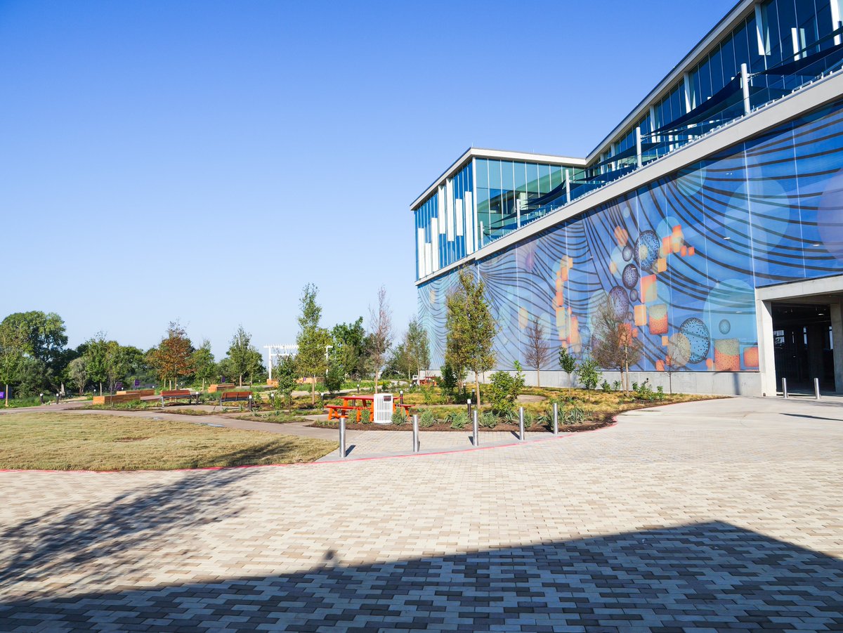 SourceBLDG's tweet image. The tranquility garden found at the @Metrocare Mental Health &amp;amp; Disability Innovation Center offers the calming experience essential for positive growth and mental stability. 

#SBG #Metrocare #landscapearchitecture #mentalhealth #tranquilitygarden #newconstruction