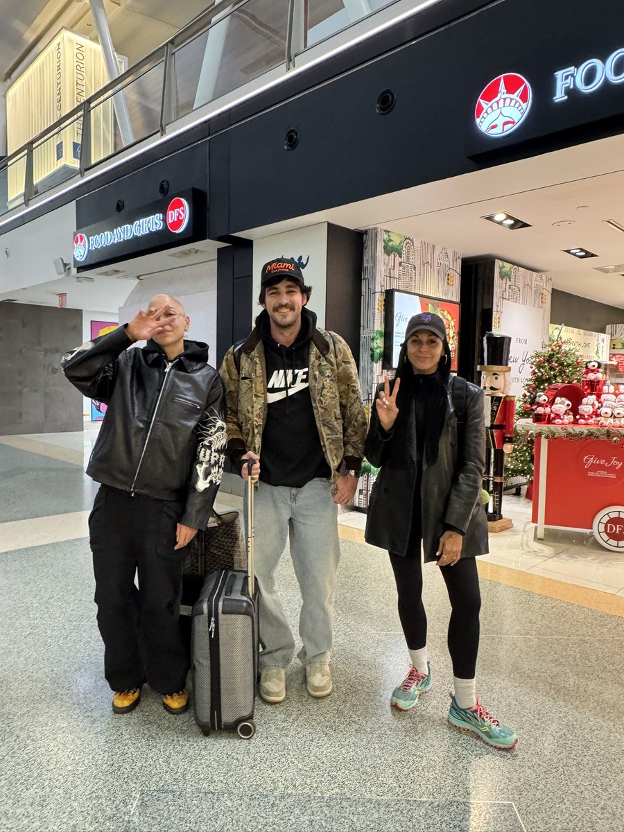 Dolphins Dave 🐬 tweet media