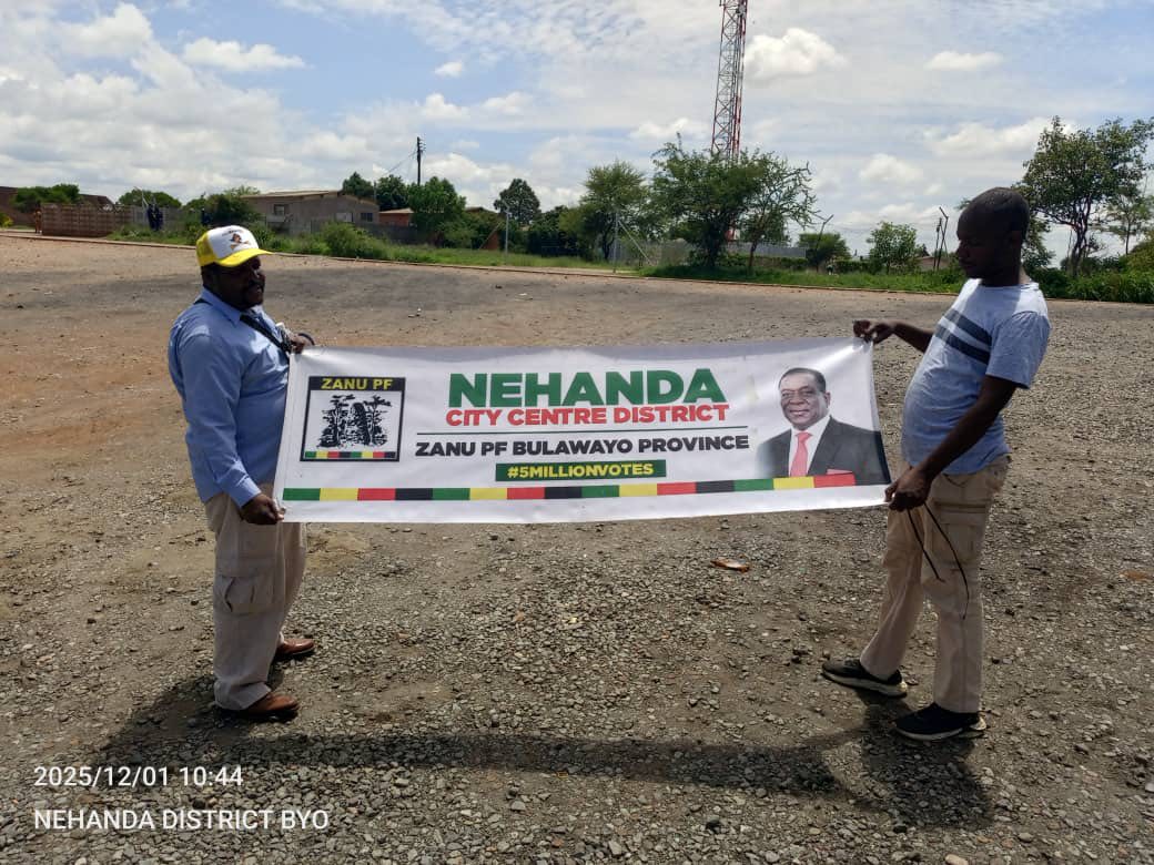 SimangalisoDub5's tweet photo. Great energy here in #Bulawayo, Nkulumane Constituency!
Zanu PF Nehanda District is actively mobilizing for Cde Freedom Murechu, our dedicated candidate for the 20 December by-election. Join us in building a stronger Nkulumane #ZanuPF #Nkulumane #Bulawayo #20DecemberPolls https://t.co/XONwv14MCX