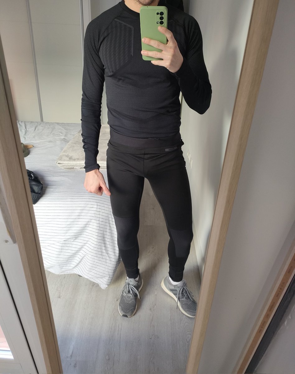 Xxito461159's tweet photo. Alguien para salir a correr? 🤪😈 https://t.co/l3NGrehTwz