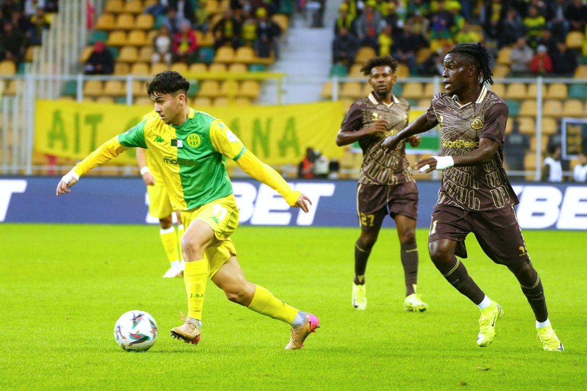 QuatrLinhas's tweet image. Draw between @jsk_tweet and @YoungAfricansEN for #CAFCL 
#JSK 0 #DaimaMbeleNyumaMwiko 0 
#JSKYSC