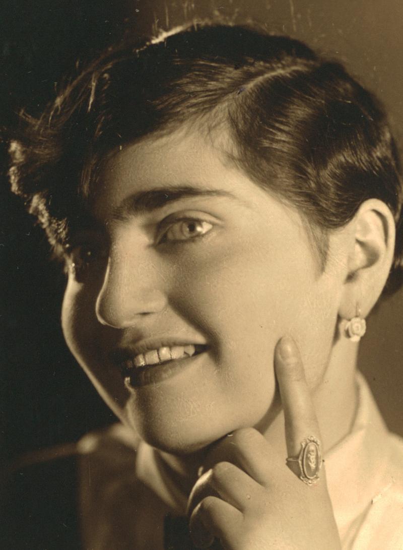 2 December 1909 | A Czech Jewish woman, Marie Margoliusová, was born in Prague.

She was deported to #Auschwitz from #Theresienstadt ghetto on 6 September 1943. She did not survive.