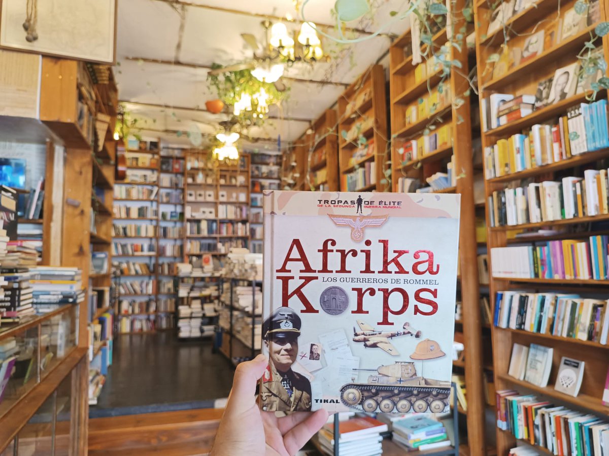 Afrika Korps. Los guerreros de Rommel. Juan Vázquez García.

#AndaBuscarloAlChopin
#InYourFaceAmasson
#BildungLibros
#TristanNarvaja
#LibrosNuevos
#LibrosLeídos
#EnvíosAlInfinitoyMásAllá