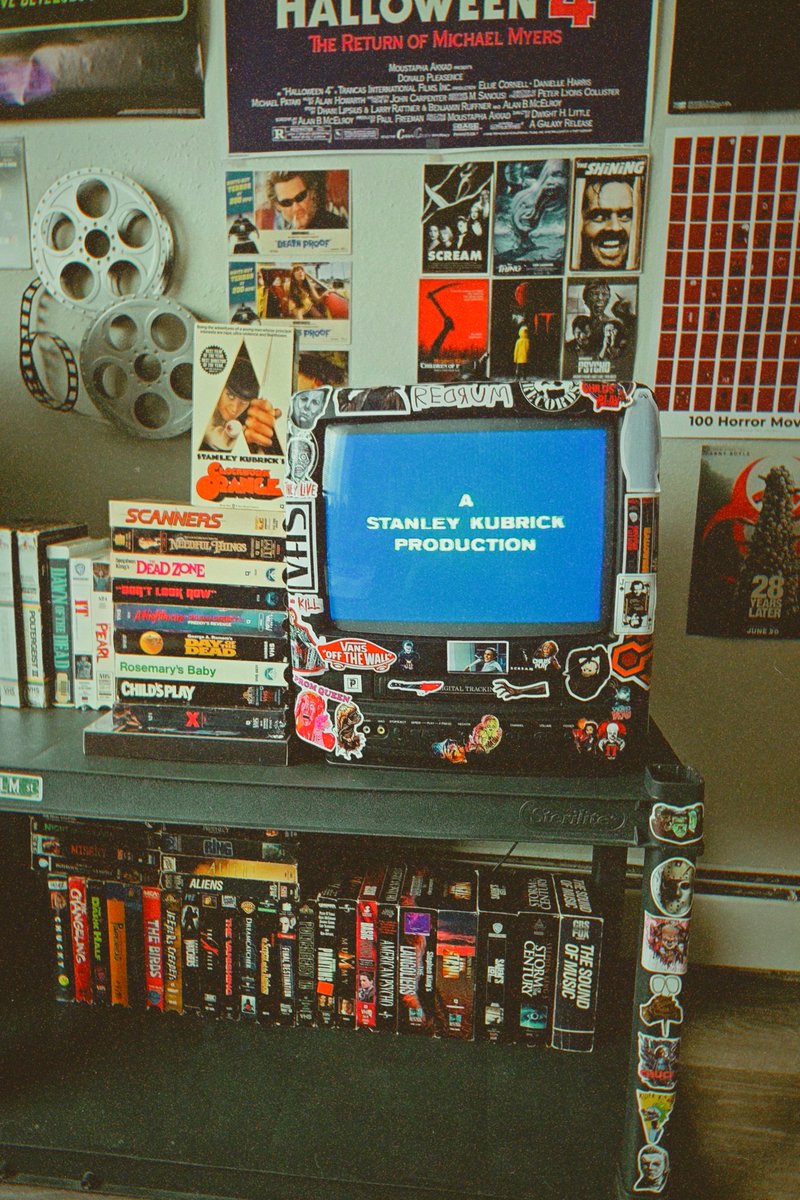 𝘚𝘜𝘗𝘙𝘌𝘔𝘌 𝙃𝙊𝙍𝙍𝙊𝙍 tweet media