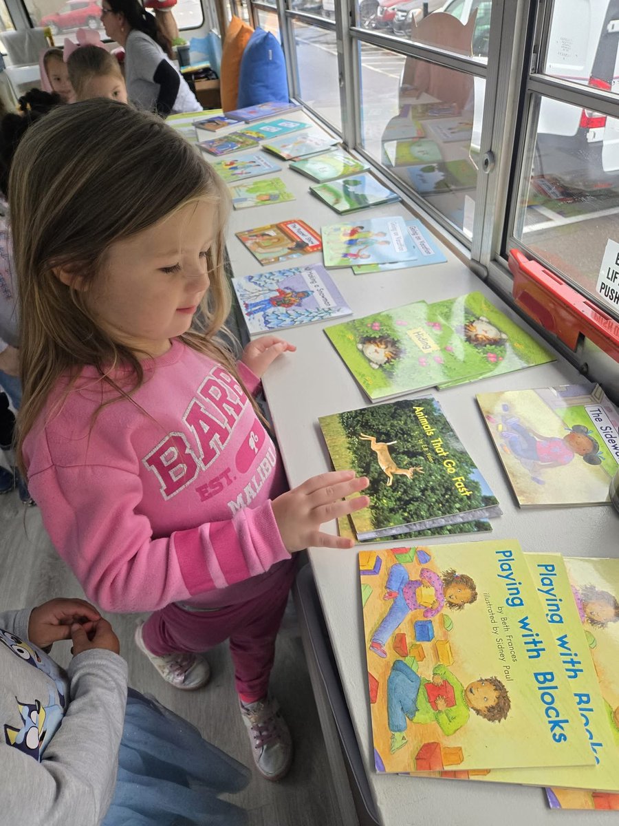 Oak Hills Alumni & Educational Foundation tweet media