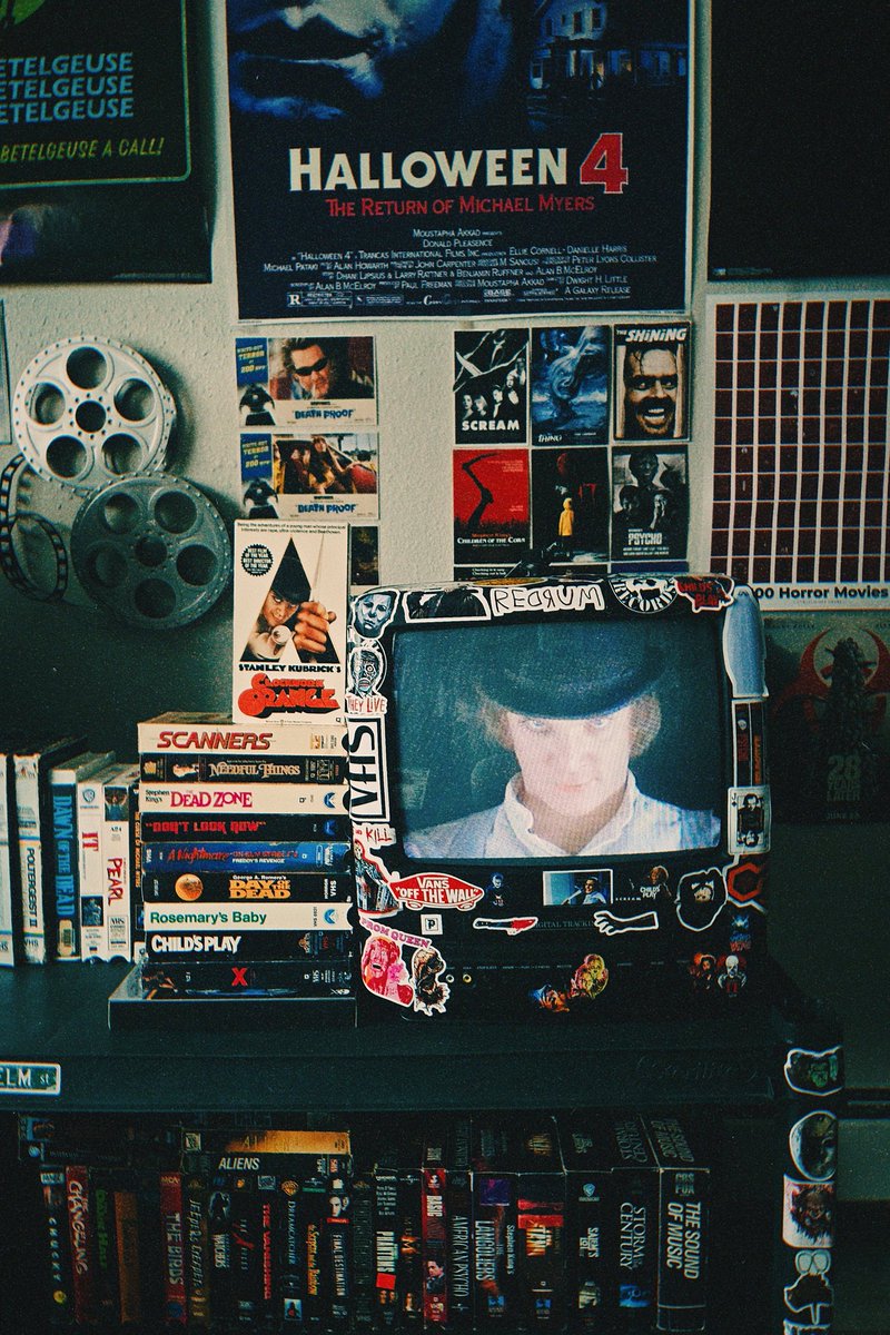 𝘚𝘜𝘗𝘙𝘌𝘔𝘌 𝙃𝙊𝙍𝙍𝙊𝙍 tweet media