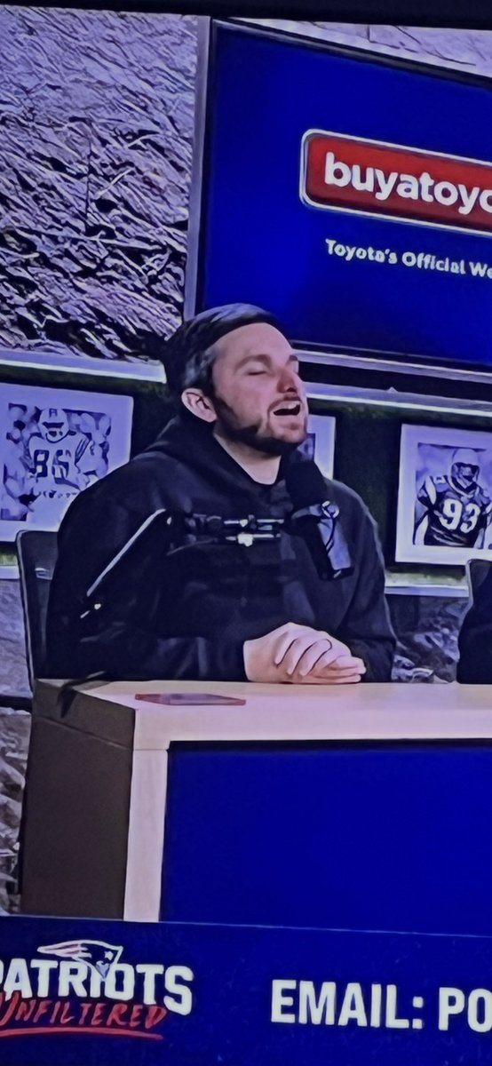 ryan_813_'s tweet photo. This is what being on unfiltered does to @ezlazar https://t.co/oX4SQrxCPU