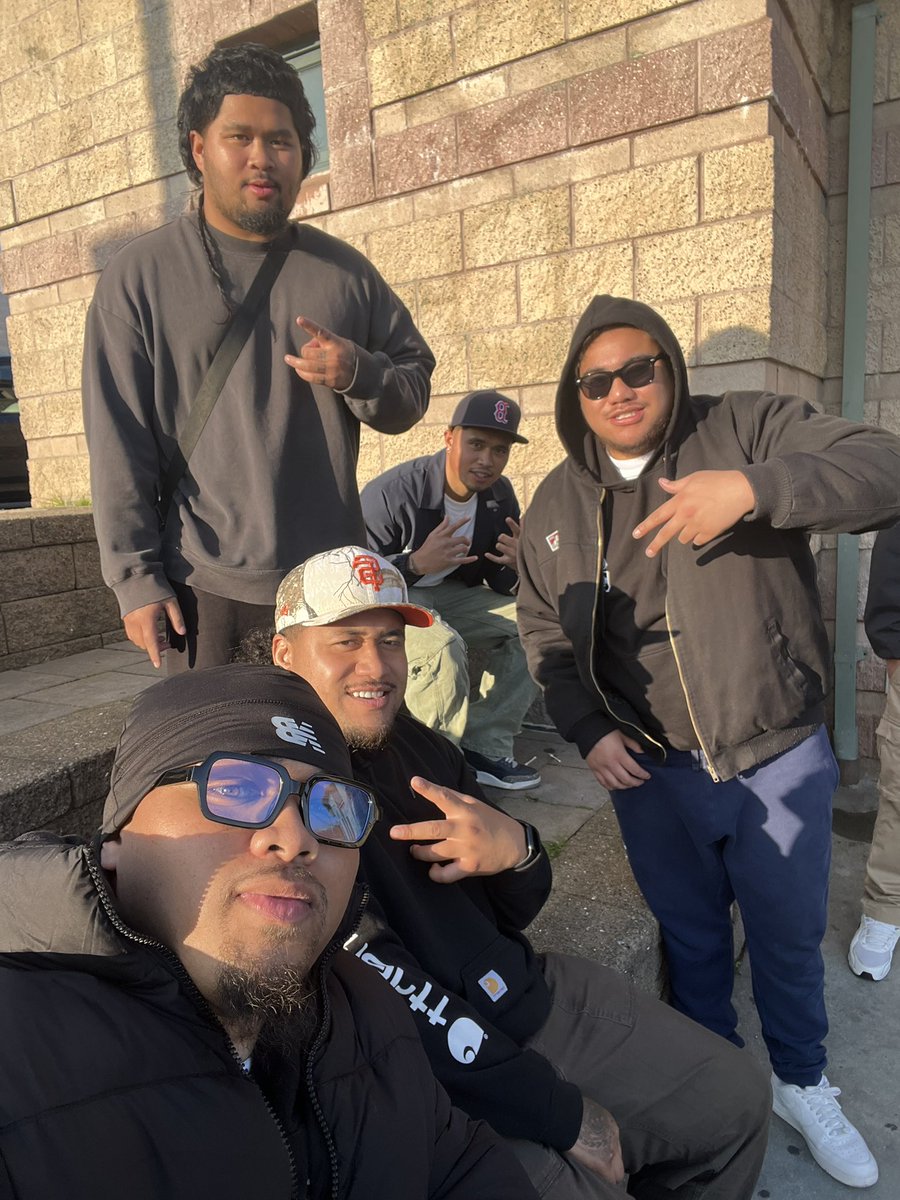 P O O K S 🥈 2 H U N N I T C O tweet media