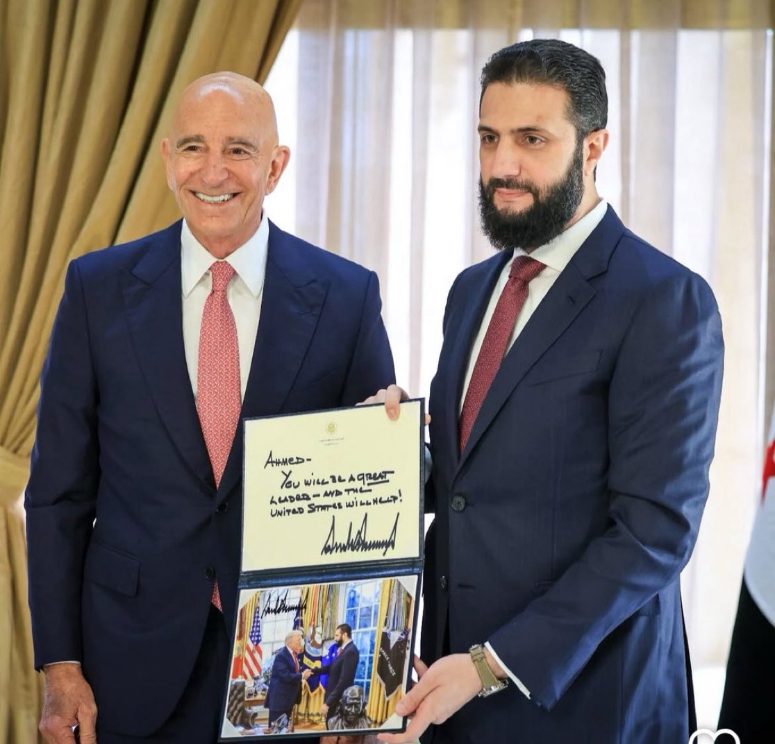 أحمد:
ستكون قائداً عظيماً - وستساعدك الولايات المتحدة الامريكية. #قسد #سوريا #احمدالشرع #دمشق #شرق_الفرات