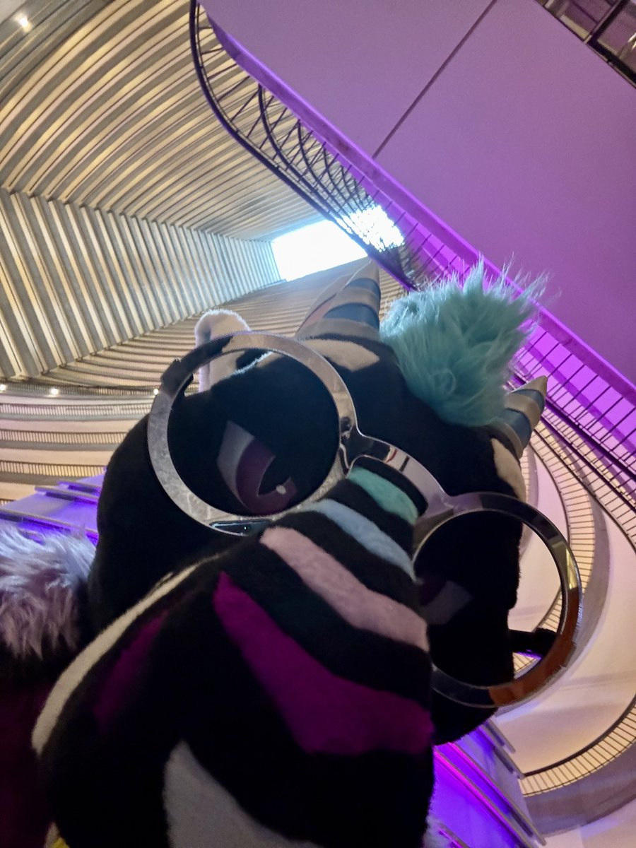 Gonna be at MFF and you can find this felk prancing all around. 

Don’t ever be afraid to come up and say hai, I will very sweetly and gayly hug you. 💜💜