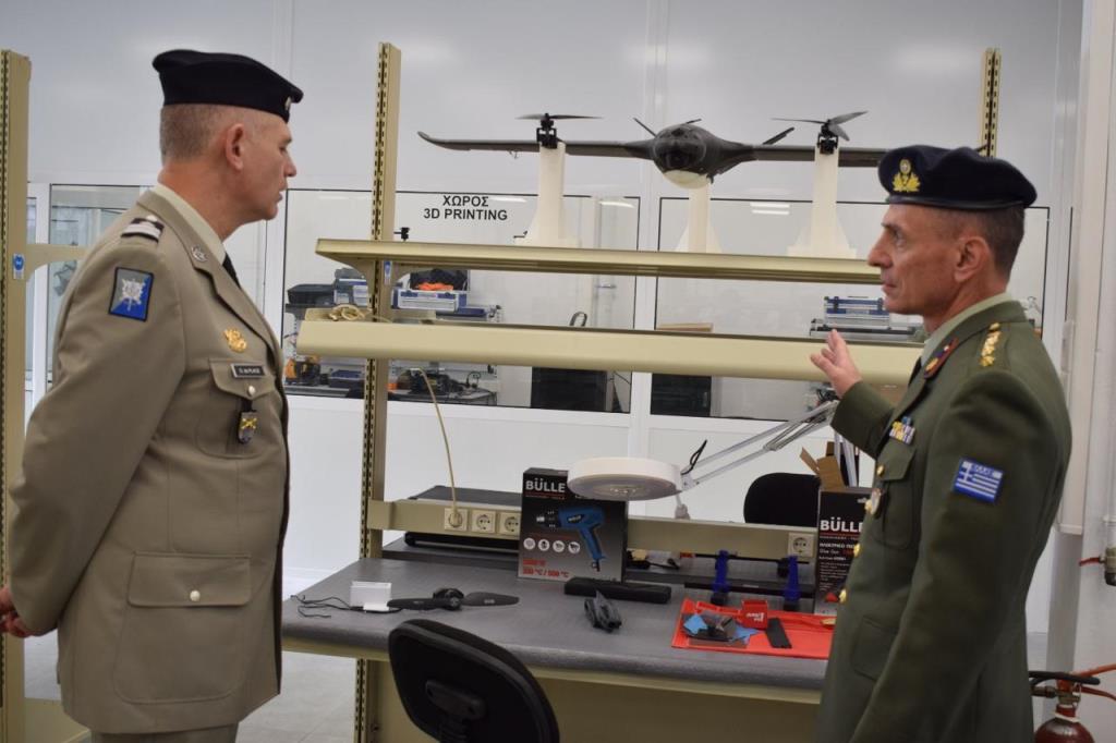 Επίσκεψη Γαλλικής Αντιπροσωπείας στο 306 Εργοστάσιο Βάσης Τηλεπικοινωνιών    

Aνακοίνωση Τύπου ➡️ army.gr/news-announcem…

#ΕλληνικόςΣτρατός, #HellenicArmy