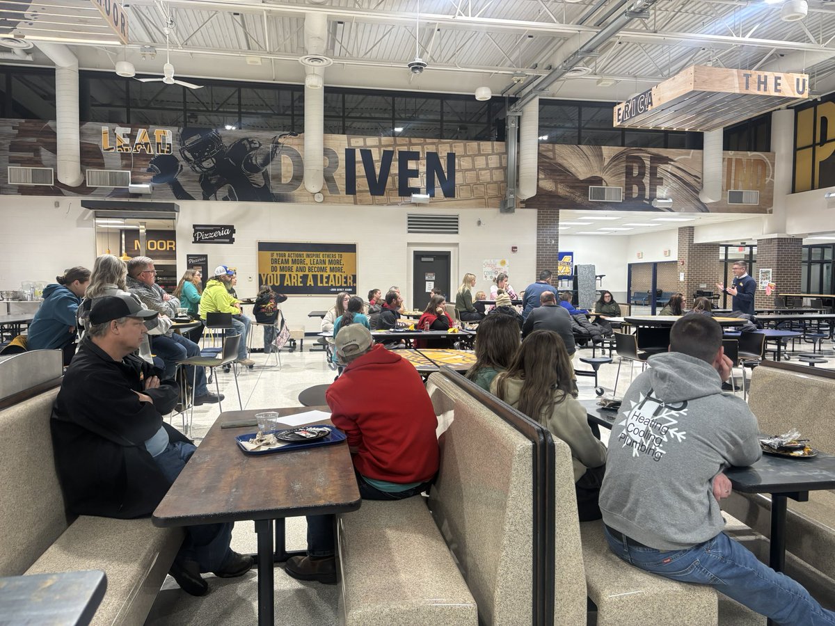 Thanks to all who were able to join our MHS Early College Parent Workshop last night despite the weather! We appreciate the MCSC food services staff for the delicious meal! <a href="/WesUpton/">Mr.Upton</a> <a href="/zlove_edu/">Zack Love</a> <a href="/bechtold_mrs/">Erin Bechtold</a>