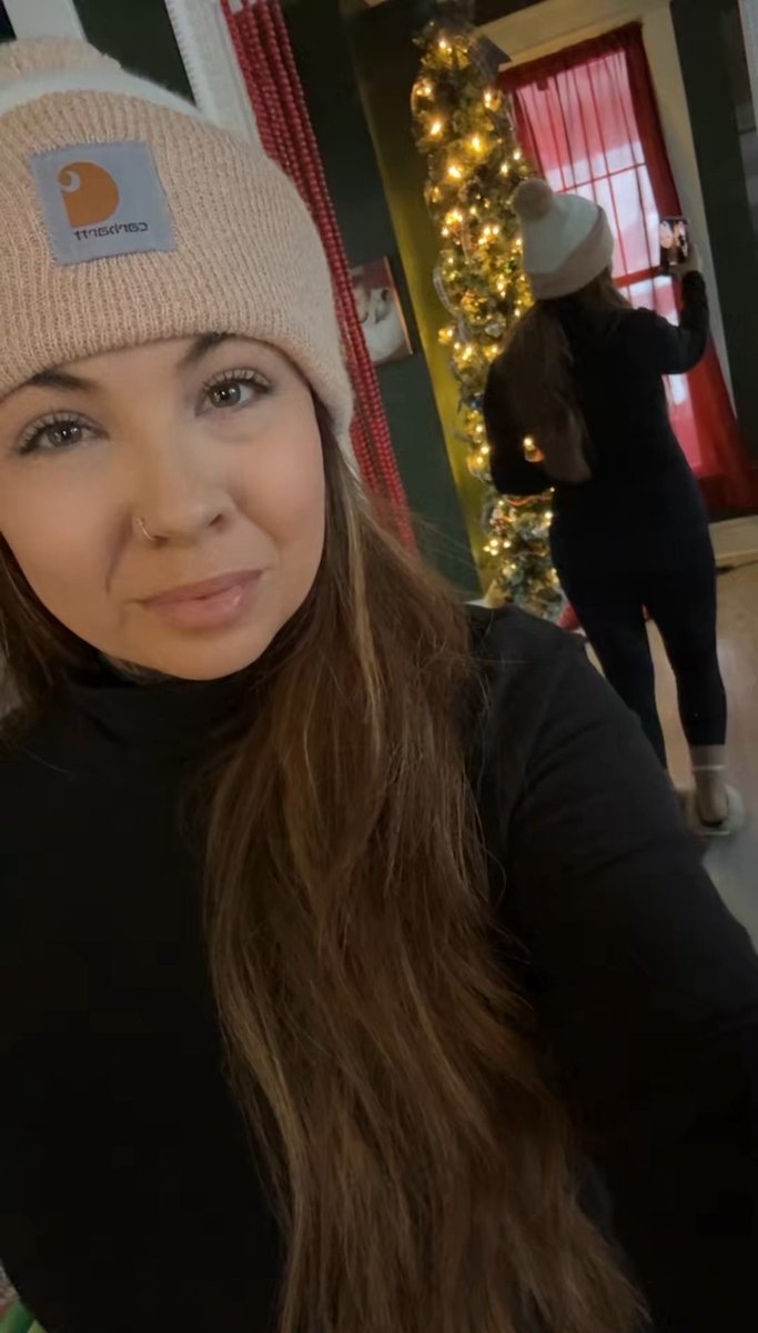jadealeyna's tweet photo. Snow day! ❄️ 

https://t.co/nO9Z2yPqag
#onlyfans #onlyfansgirls #freeonlyfans https://t.co/eYqEuoTOQ1