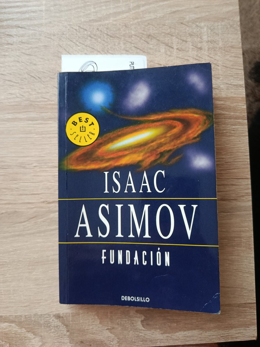 lfdezalvarez's tweet photo. ¿Alguien más ha vuelto a leer la saga de La Fundación de Isaac Asimov después de ver la serie? #isaacasimov #lafundación https://t.co/9HOJ5E327f