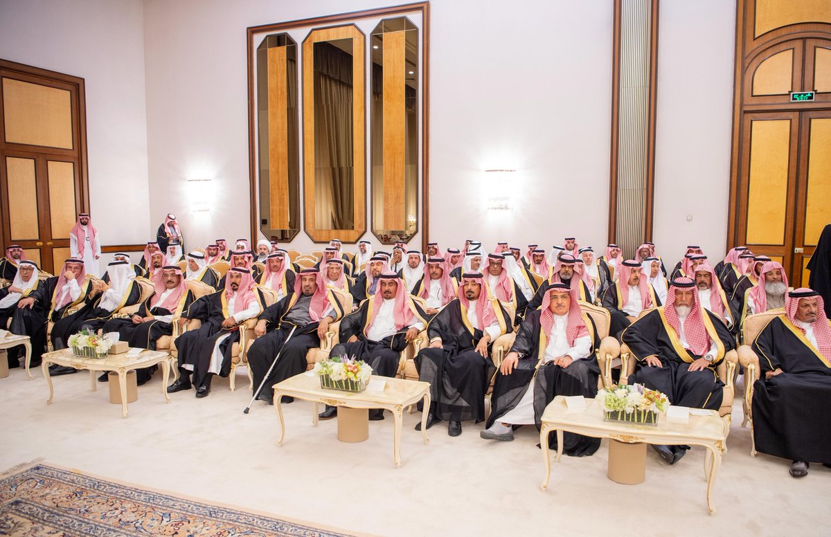 سمو سيدي #ولي_العهد يستقبل في قصر الخليج بالدمام أصحاب السمو الأمراء والفضيلة العلماء والمعالي، وجمعاً من المواطنين.