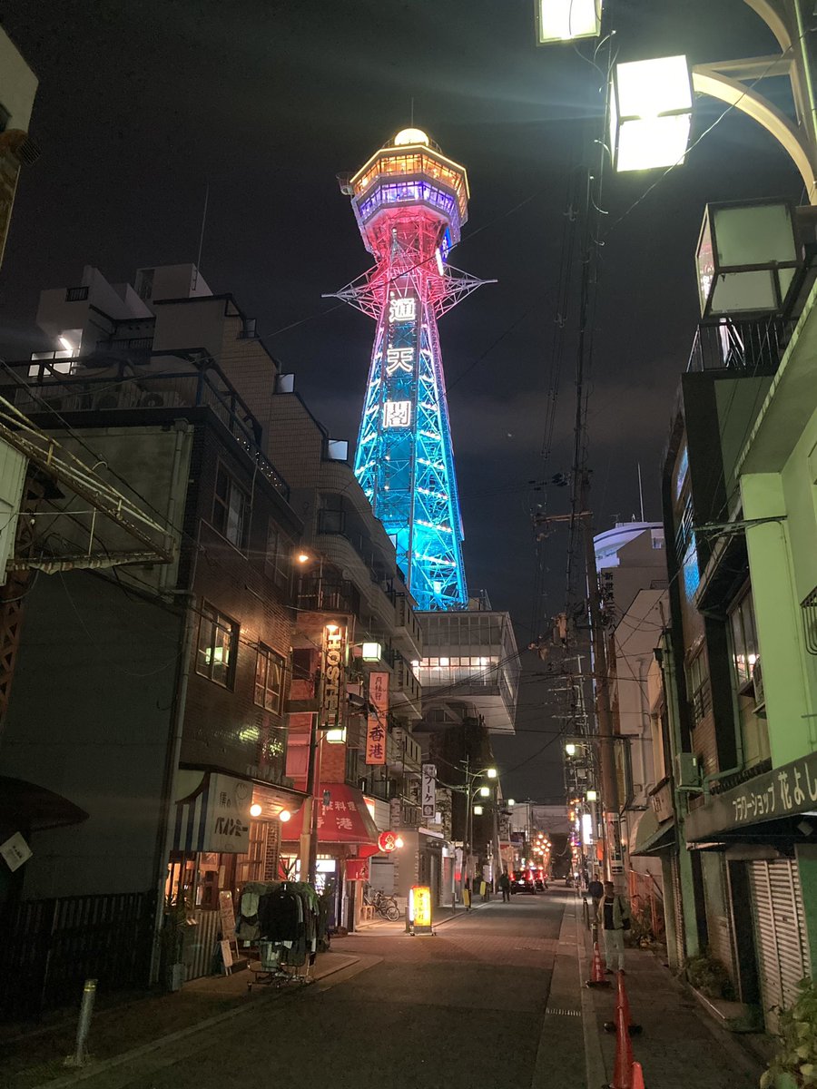 本日水曜はもう一軒のレコードワンの従業員が休みなので僕がフルで店番