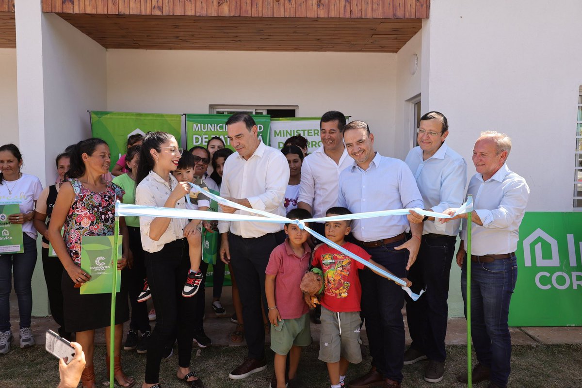 🏡✨Más familias de #Tatacuá ya tienen su casa propia.
Seguimos sumando más viviendas y cumpliendo sueños.
Ahora… ¡a disfrutar este nuevo comienzo! 🤍