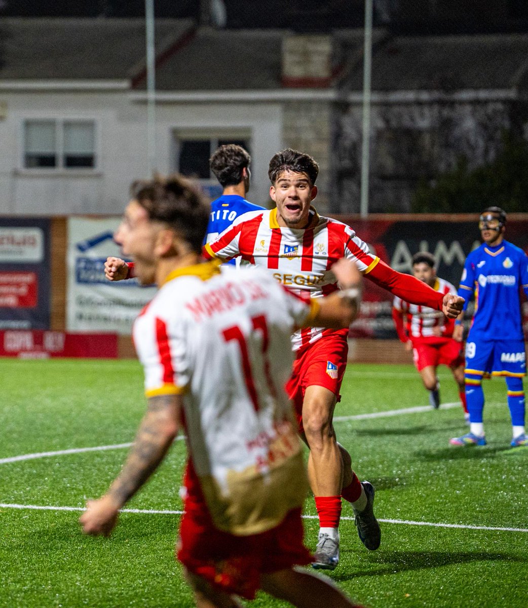 QUÉ MANERA DE VOLVER JAIME 🤩

#NavalcarneroGetafe 
#CopadelReyMAPFRE