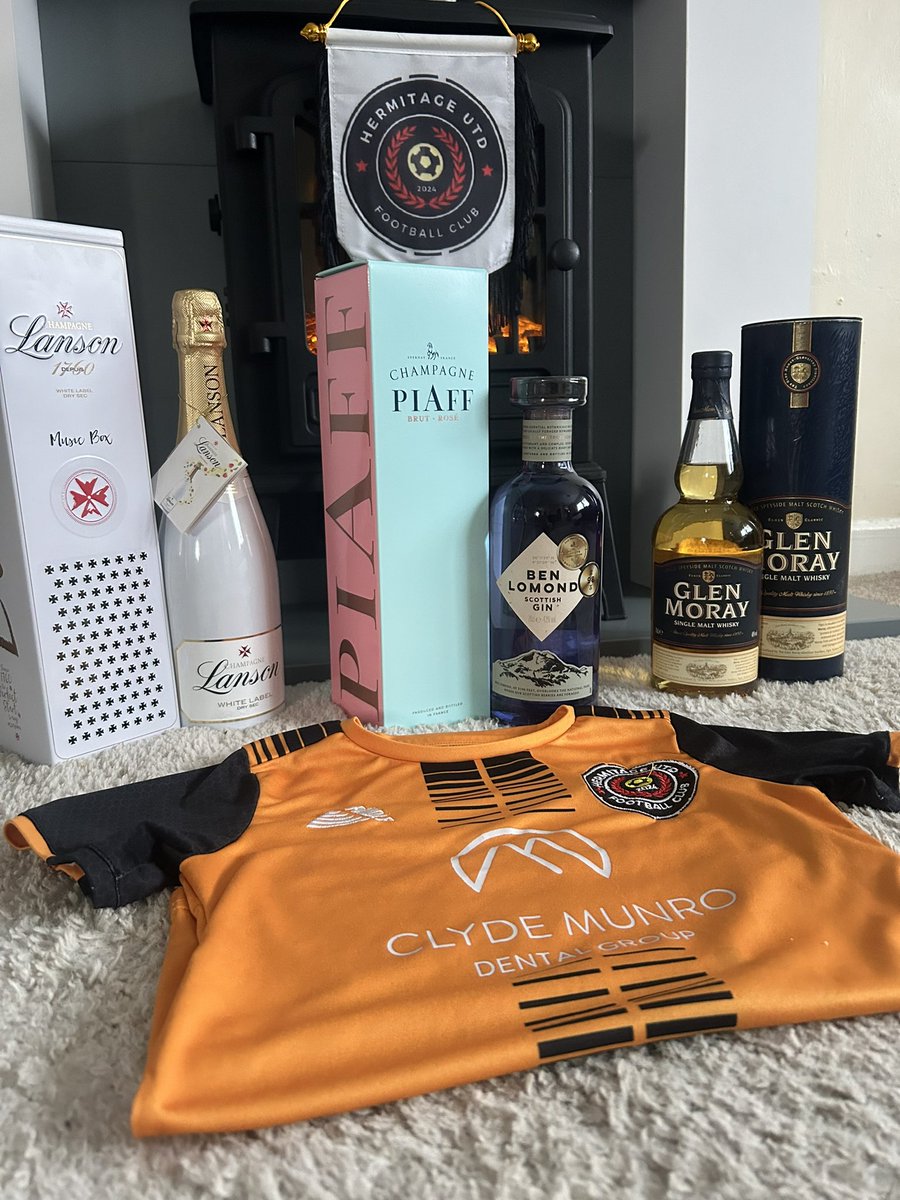 hermitageunited's tweet photo. 🎄🎅 HERMITAGE UNITED CHRISTMAS RAFFLE! 🎅🎄
Support the club and be in with a chance to win some brilliant  prizes.
🥇 1st Prize: Paiff Rosé Champagne &amp; Ben Lomond Gin
🥈 2nd Prize: Lanson Music Box Champagne
🥉 3rd Prize: Glen Moray Single Malt.
Contact Sandy on 07717752404 https://t.co/rX4d0LMF9I