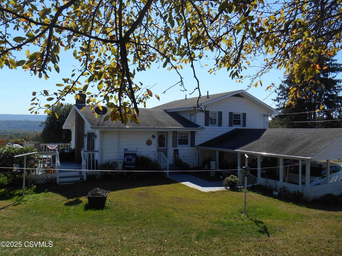 KeyPartnersReal's tweet image. 109 FIRST AVE, Berwick, PA 18603 just sold! Contact us for assistance in doing the same with your property. It would be our pleasure to work with you.