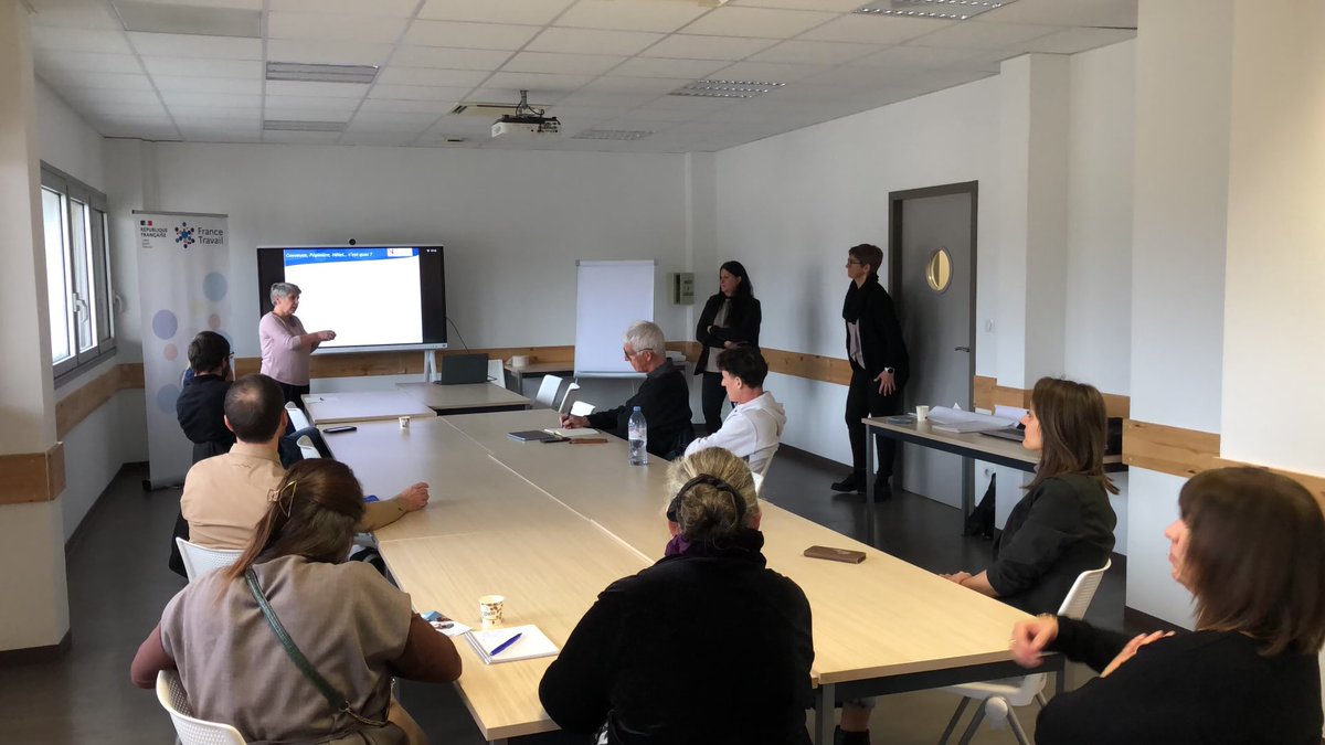 QuetotA18's tweet image. 🚀 2ème jour #ReStart avec @FTravail_OCC #Lezignan et #Narbonne !
🔥 Matinée booster création d’entreprise avec #Innoveum, @Reseau_BGE et #leComptoirdesEntrepreneurs.
⚡ Après-midi : vibe créative à IN’ESS et au fab lab. ✨