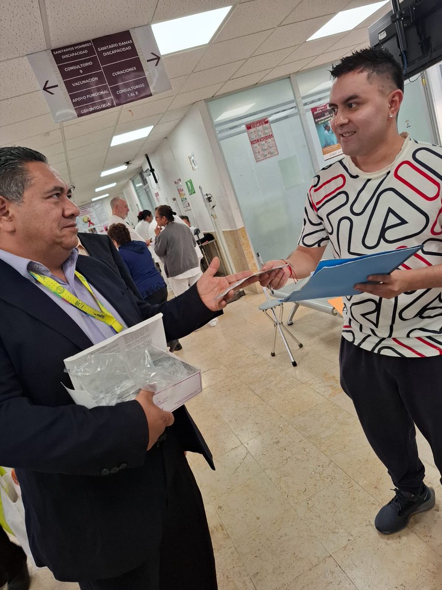 🟥 En el Día Mundial del Sida, las CMF Aragón e Indianilla realizaron acciones de prevención con pláticas informativas y entrega de preservativos.  

La información salva vidas. ¡Cuidarse es quererse!
#DíaMundialDelSIDA #PrevenciónEsSalud #ISSSTE #ZonaNorte