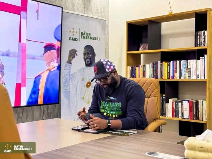 daye_med's tweet image. 🇬🇳#GMD #simandou2040 #program: &amp;lt;&amp;lt;La mouvance&amp;gt;&amp;gt;
Le Ministre Directeur de cabinet de la présidence de la République de Guinée et président du comité stratégique du projet simandou son excellence Monsieur Djiba Diakité @djisanfina , le coordinateur général de la mouvance GMD.