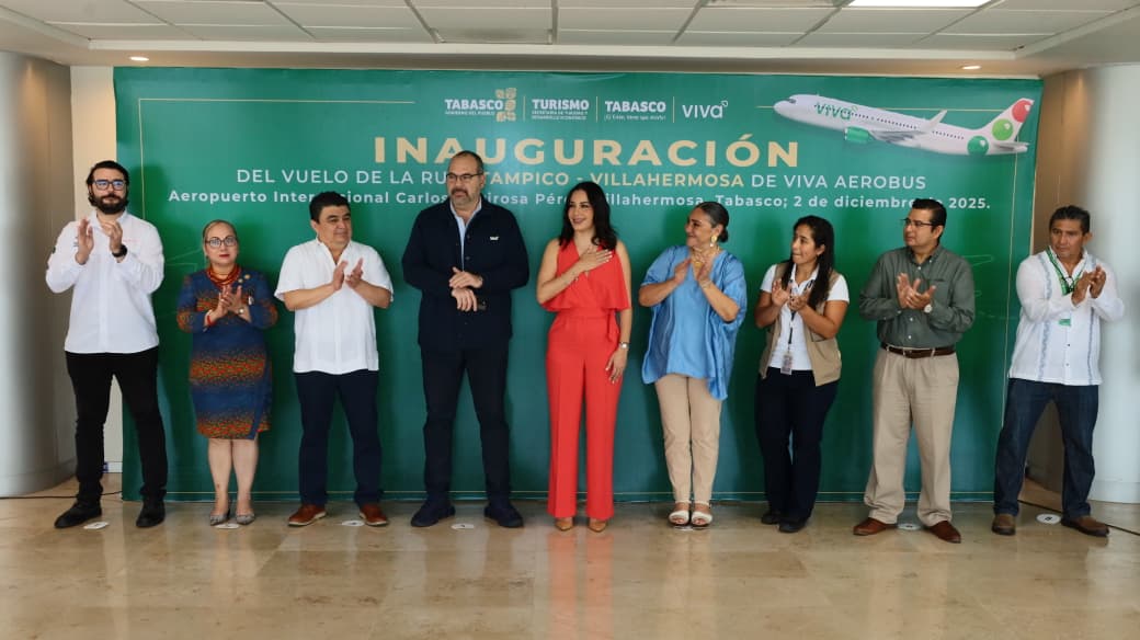 Turismo_Tabasco's tweet photo. ¡Excelentes noticias para la economía y el turismo de Tabasco! En un esfuerzo coordinado para fortalecer la conectividad, en colaboración con @VivaAerobus, hemos concretado la apertura de la ruta aérea directa que unirá Villahermosa con Tampico, Tamaulipas. https://t.co/Hl32FXCMDk